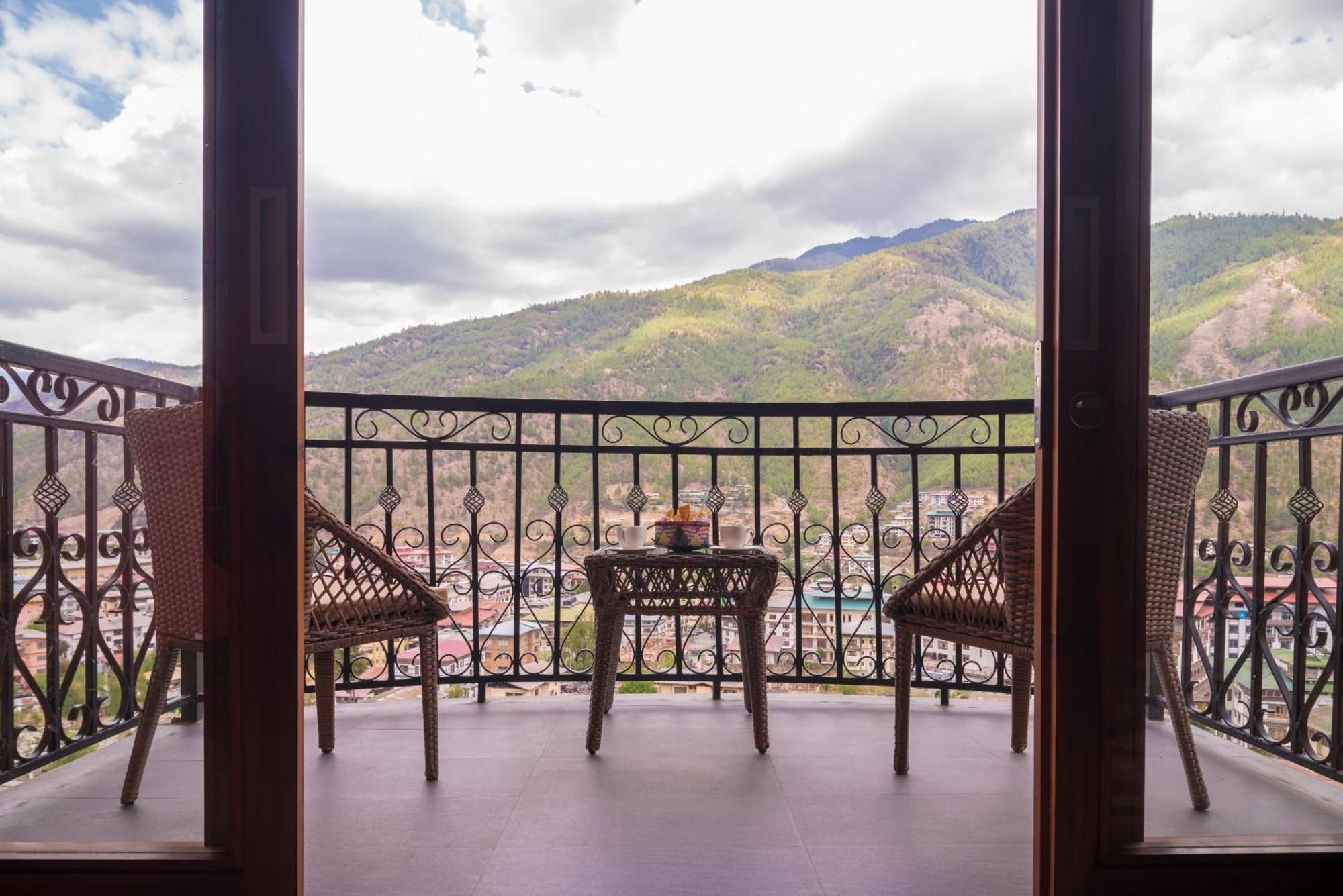 Norkhil Boutique Hotel & Spa Thimphu Exteriör bild